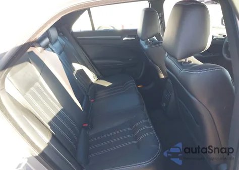 2014 Chrysler 300 300S из США, поврежденный, VIN 2C3CCABG9EH261011